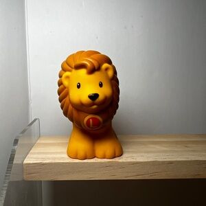 Fisher Price Little People ABC Alphabet Mat Replacement Figure L for Lion